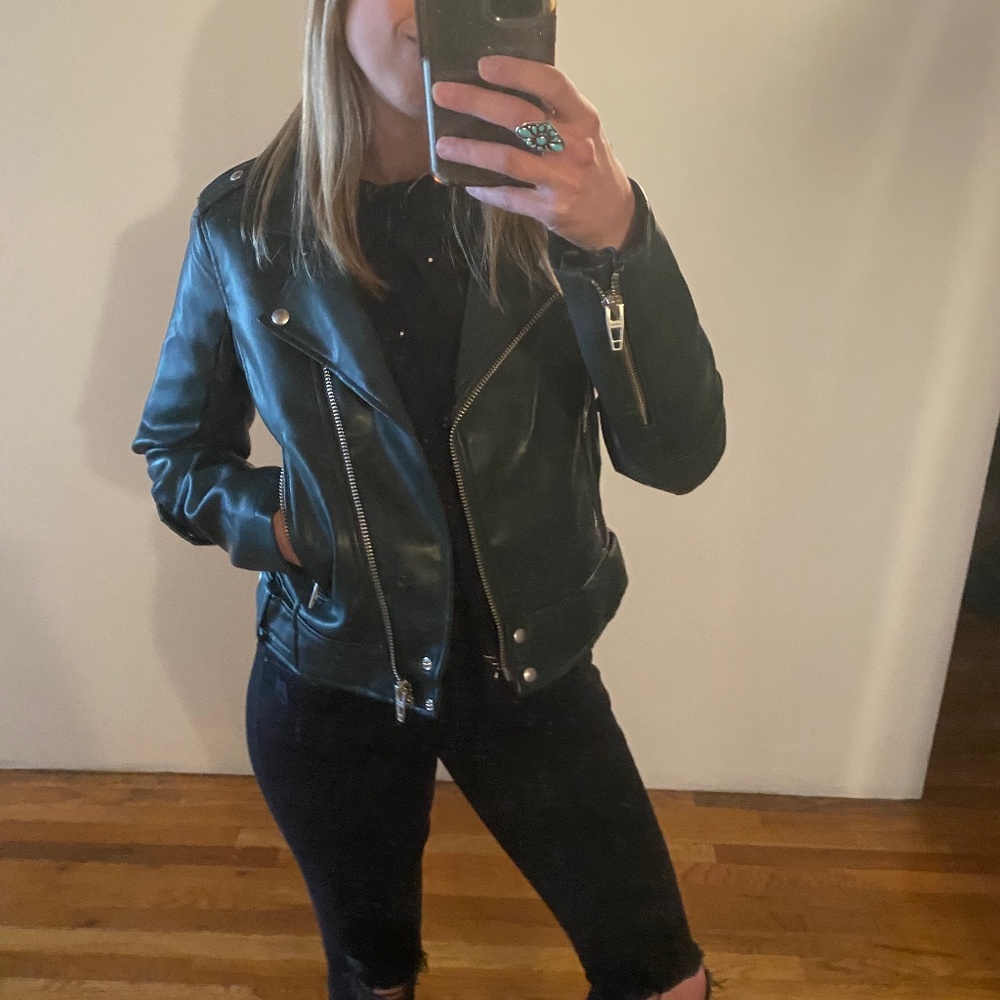 NWOT Blank NYC vegan faux leather cropped moto jacket sz XS dark forest green